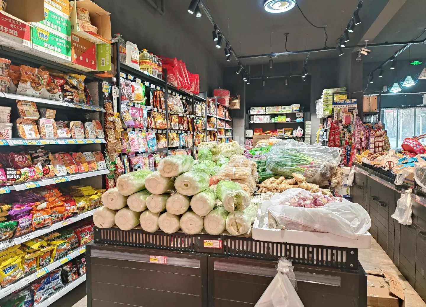 唐山迁安超市烟酒店转让     经营中 ...