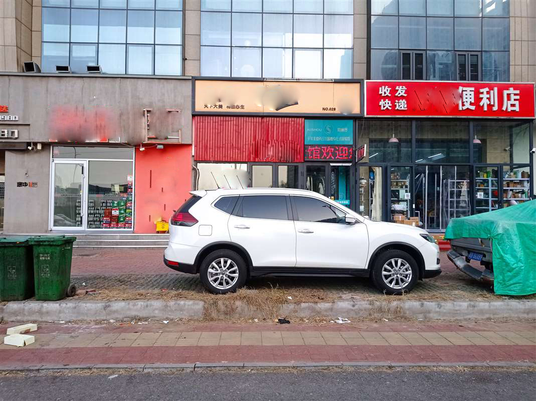 远洋城附近临街纯一层，唐山商铺出租，70...